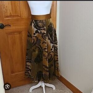 Coldwater Creek Elegant Brown Paisley Velvet Feel Skirt_Med